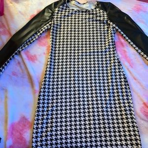 Long sleeve black and white dress